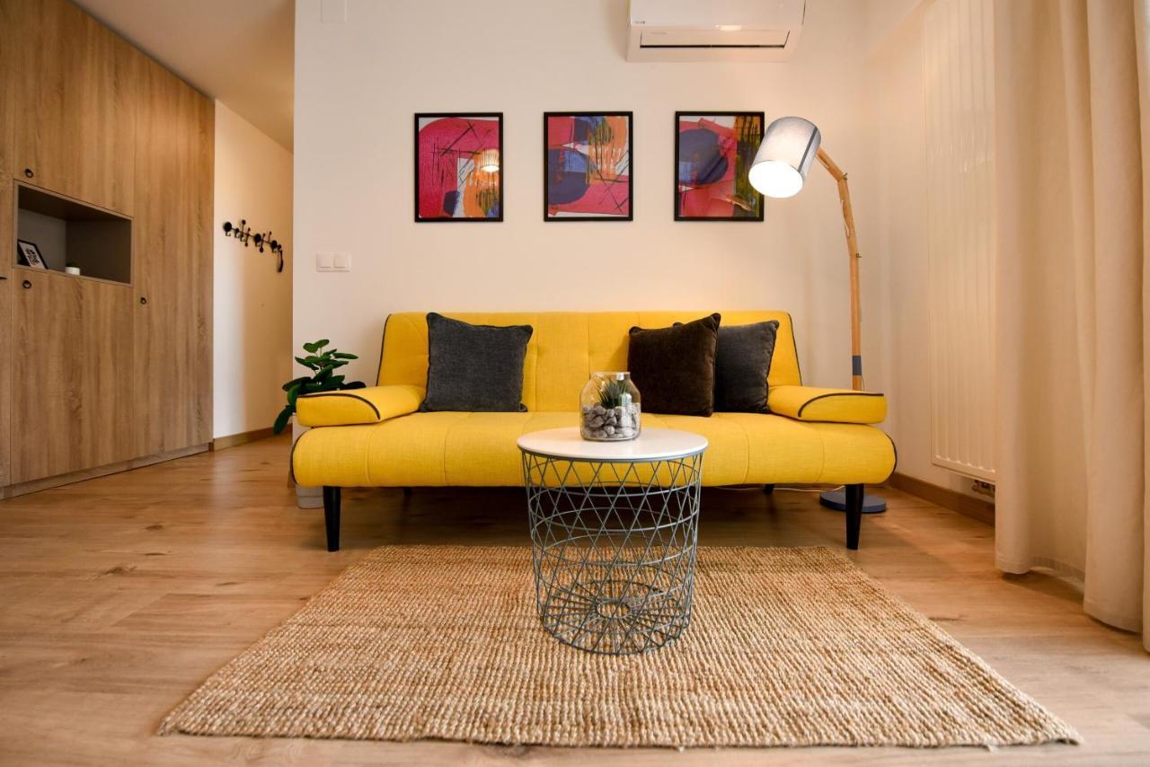 Perfect Stay: Urban Heaven In Aviatiei Business Area Bucharest Bilik gambar