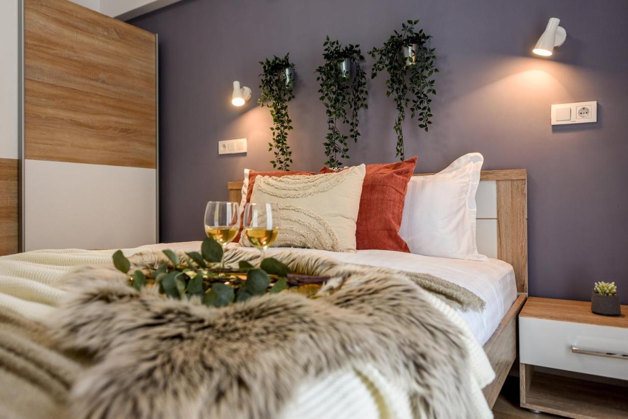 Perfect Stay: Urban Heaven In Aviatiei Business Area Bucharest Bilik gambar