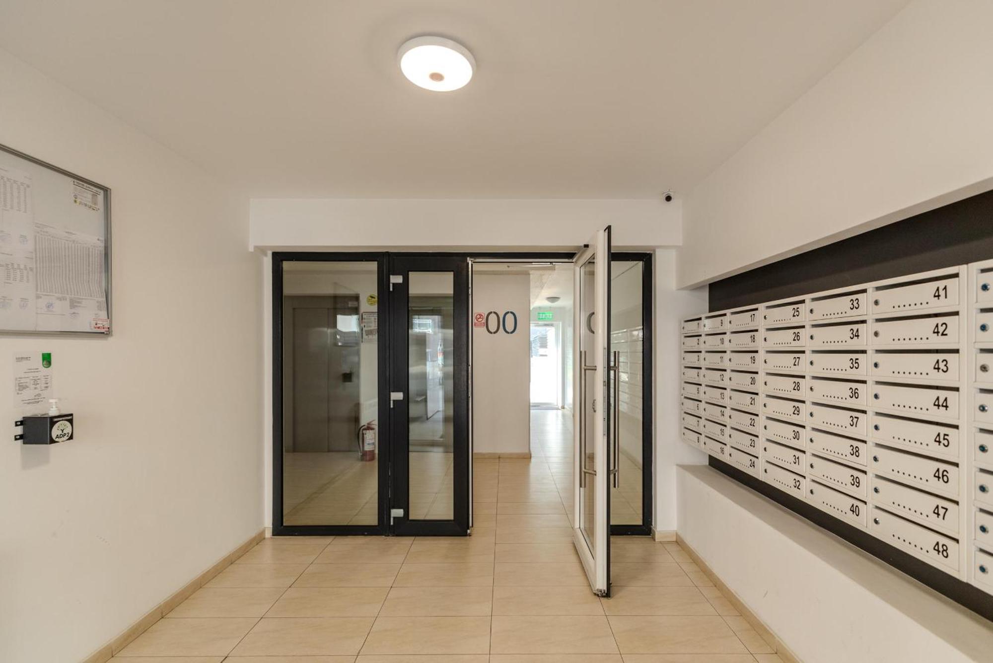 Perfect Stay: Urban Heaven In Aviatiei Business Area Bucharest Luaran gambar